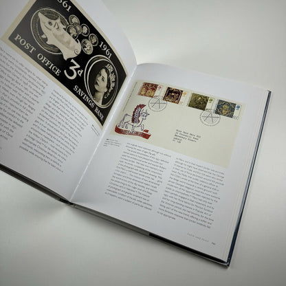 Enid Marx. The pleasures of pattern by Alan Powers | Lund Humphries, 2018 signed