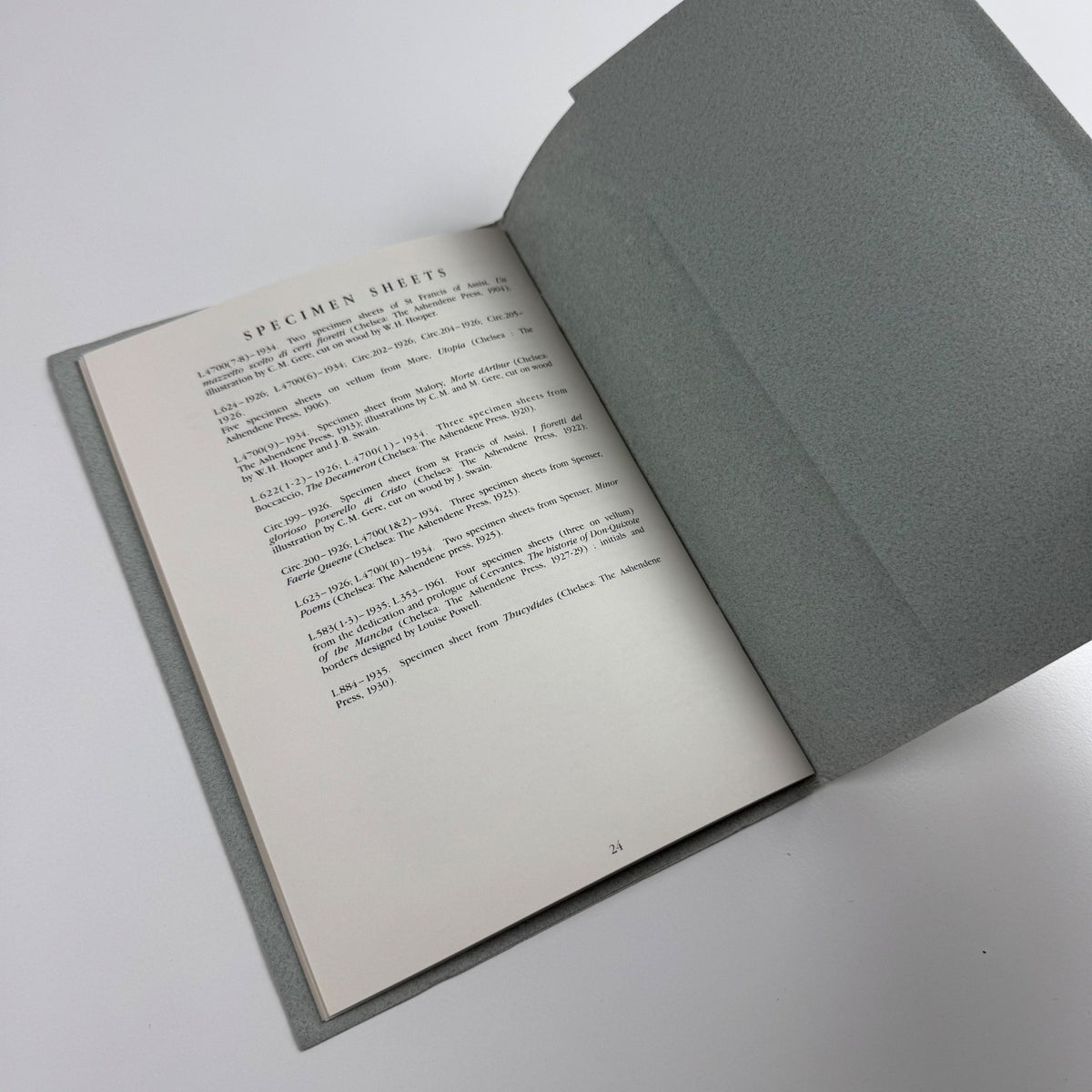 An introduction to the Doves and Ashendene Presses  illustrated from material in the National Art Library by Janet Skidmore | V&A Press, 1986