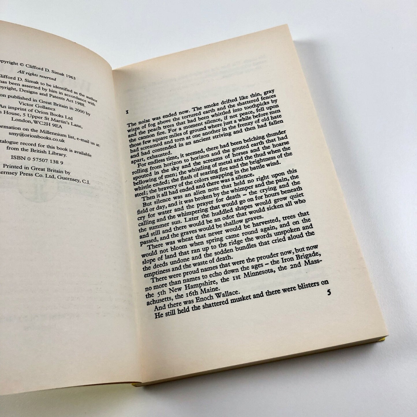 Way Station | Clifford D. Simak | Victor Gollancz, London 2000 – Collector’s edition