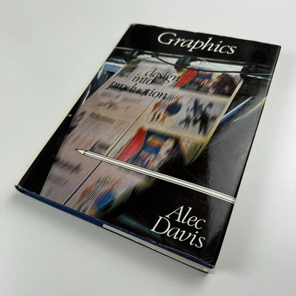 Graphics design into production by Alec Davis | Faber & Faber, 1973