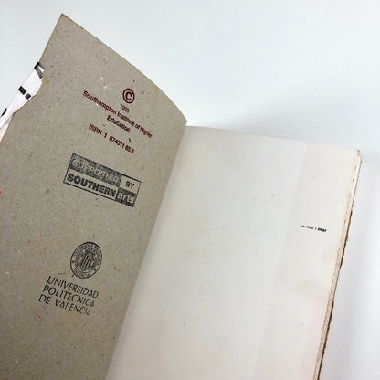 An exchange exhibition of work by artists from Valencia and Southampton | Southampton Institute of Higher Education catalogue, 1993