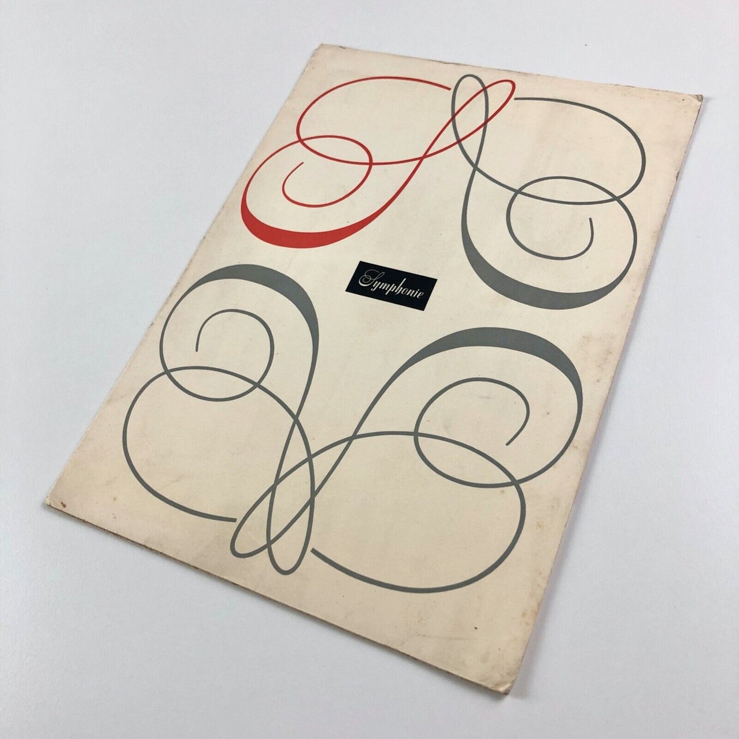 Symphonie type specimen booklet | Bauersche Giesserei | designer Imre Reiner, undated