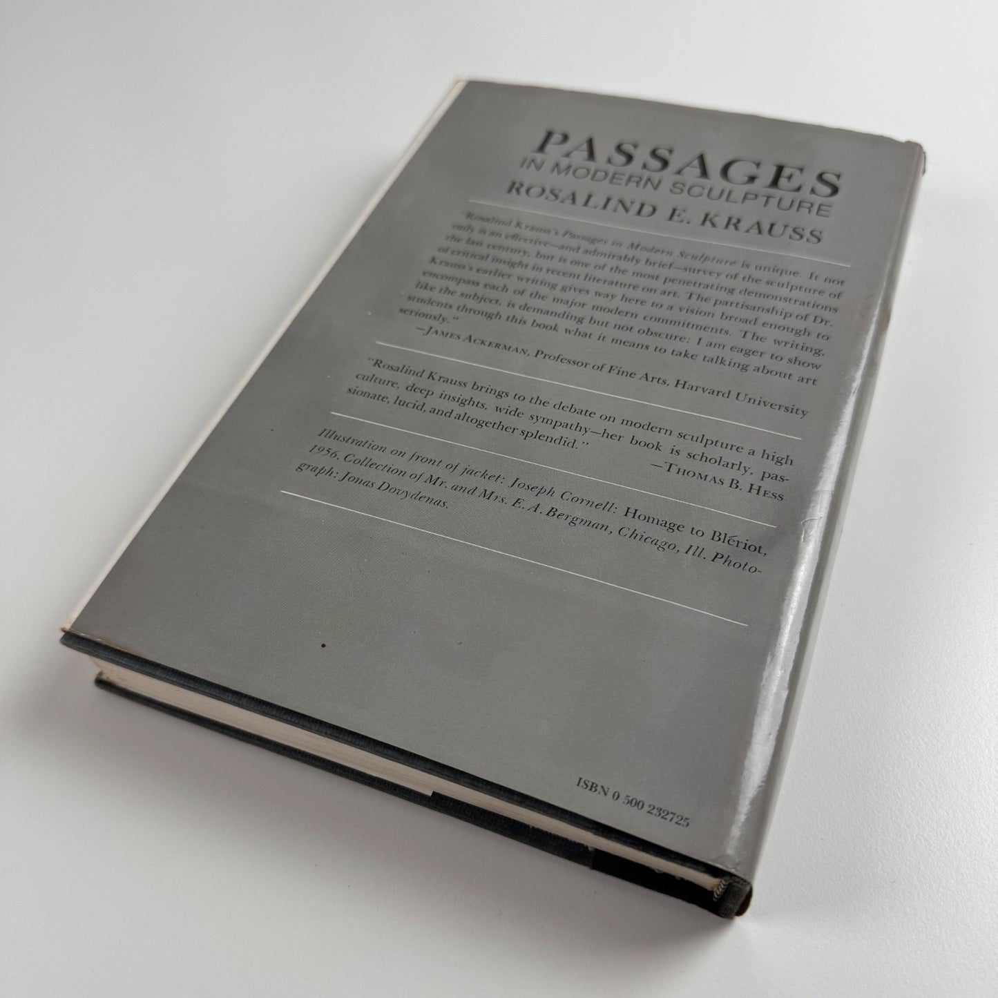 Passages in modern sculpture by Rosalind E. Krauss | Thames & Hudson, 1977