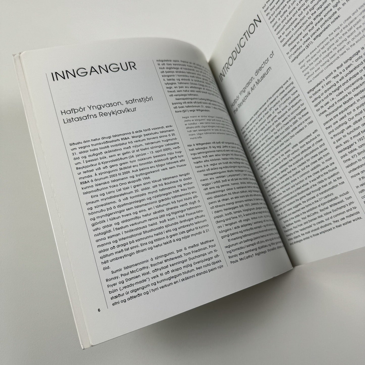 Skáklist. 32 Pieces: The Art of Chess | Reykjavik Art Museum catalogue, 2009