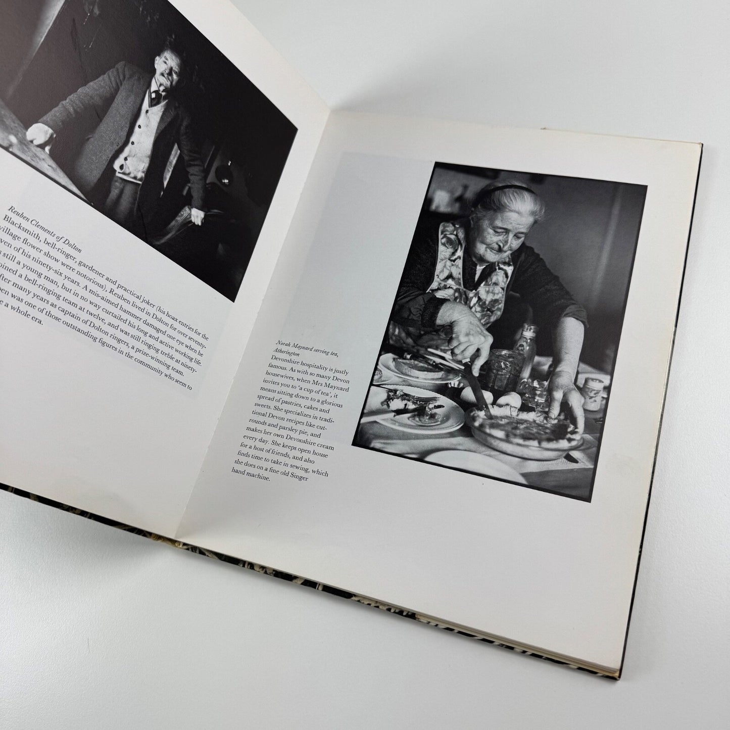 Heart of the Country by James and Robin Ravilious. Foreword by Ronald Blythe | Scholar Press, 1980