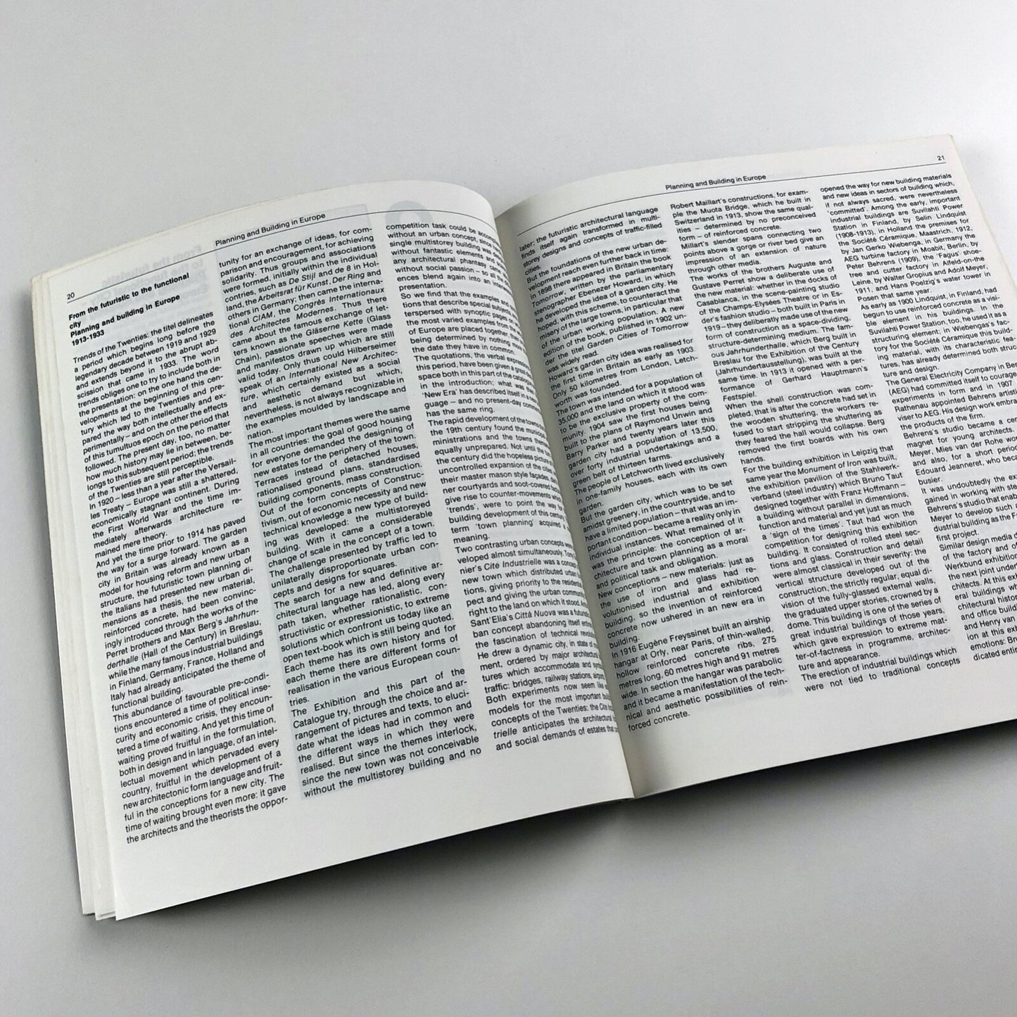 Trends of the Twenties – 15th European Art Exhibition catalogue, Berlin 1977