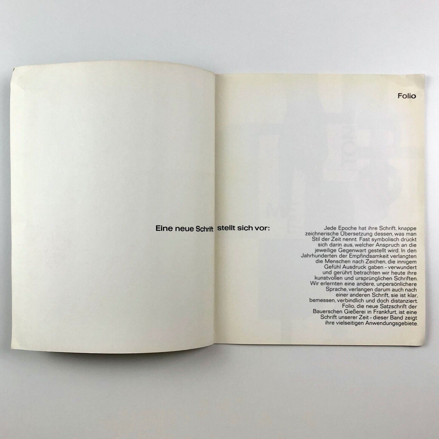 Folio – Bauersche Giesserei type specimen brochure undated | design by Hanns Lohrer
