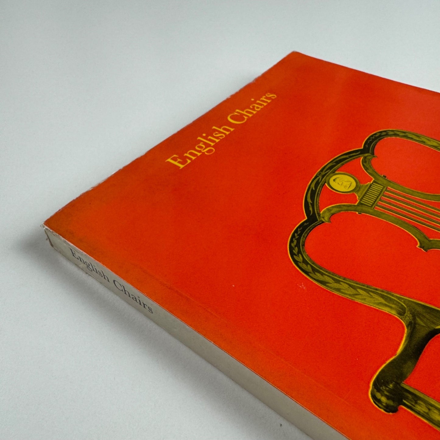 English Chairs. Victoria and Albert Museum introduction by Ralph Edwards, HMSO, 1970