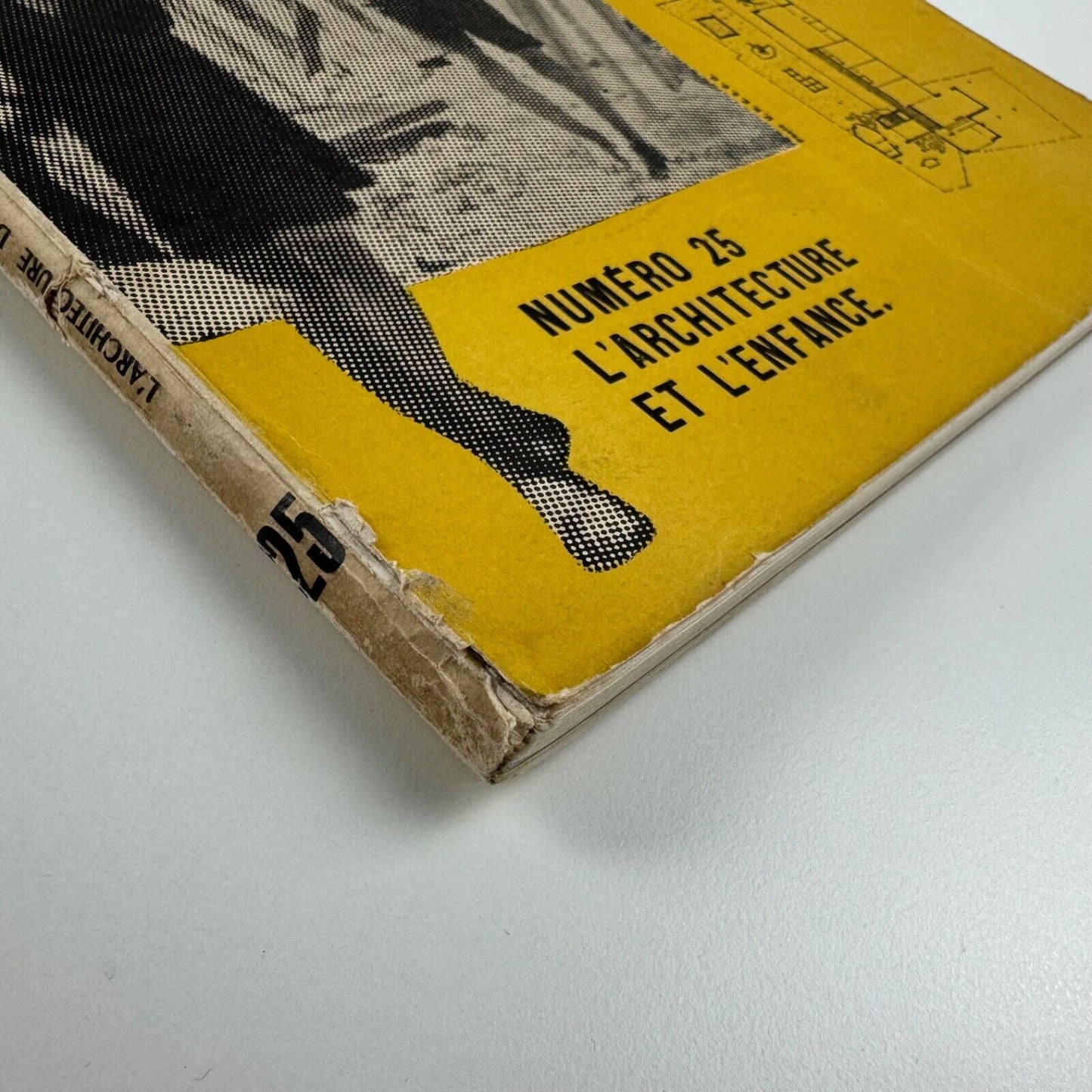 L'architecture d’aujourd’hui. L’architecture et l’enfance. No. 25, August 1949 | Ascoral des Jeaunes. Le Corbusier connection