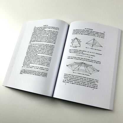 Traité Élémentaire De Géométrie À Quatre Dimensions Et Introduction À La Géométrie À N Dimensions by Esprit Jouffret | Facsimile edition by Ulan Press
