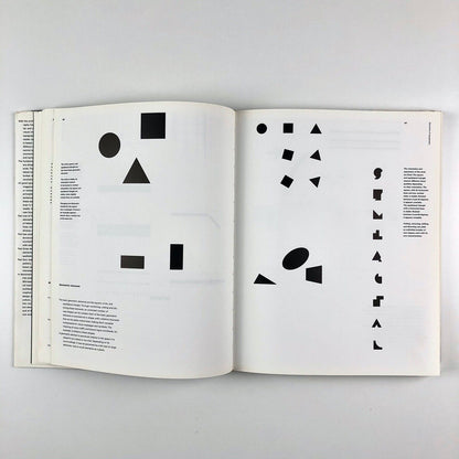 Typography: Macro + Microaesthetics by Willi Kunz | Verlag Niggli | 2000 edition