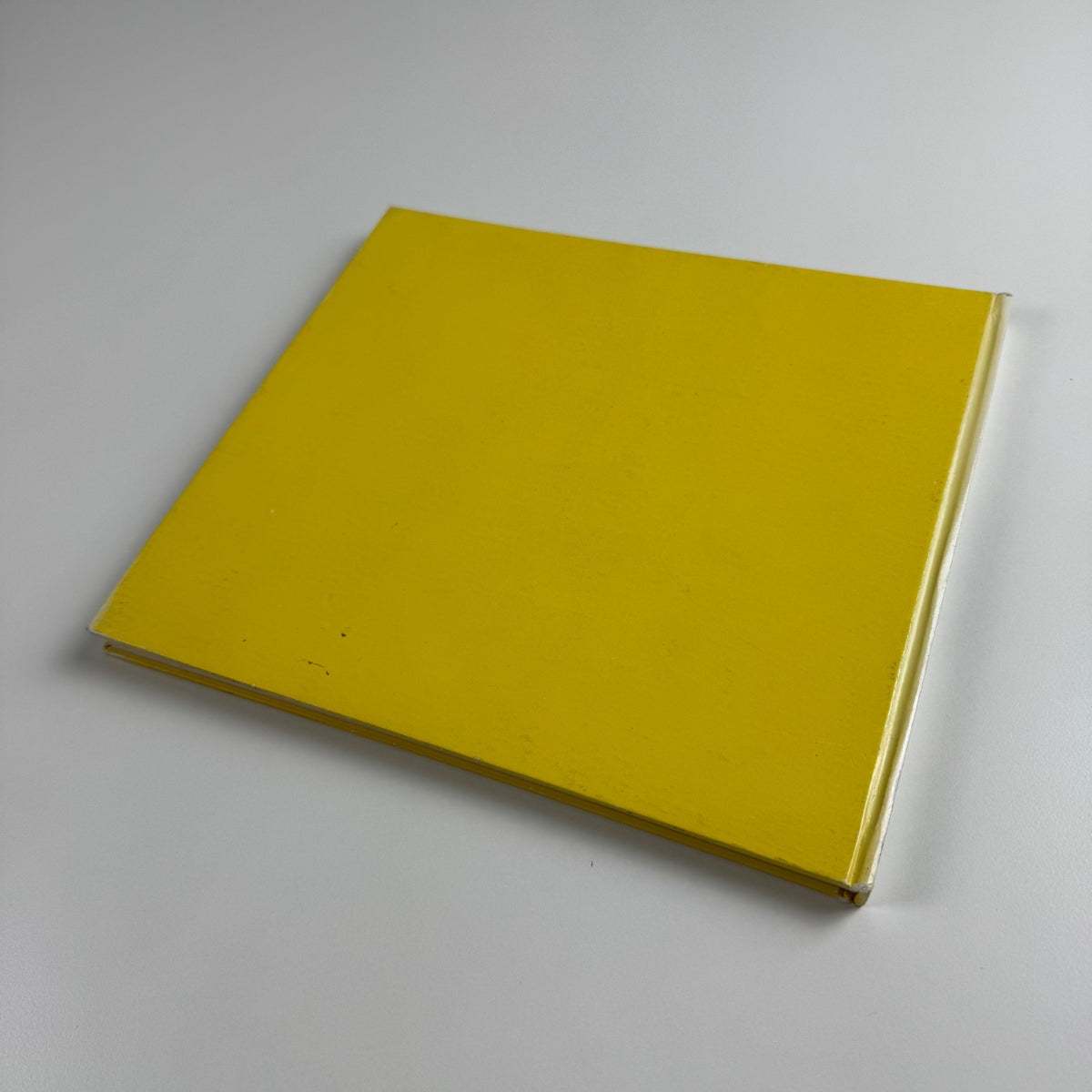 José de Guimarães. Esculturas e Pinturas | Marie & Volker Huber, 1985