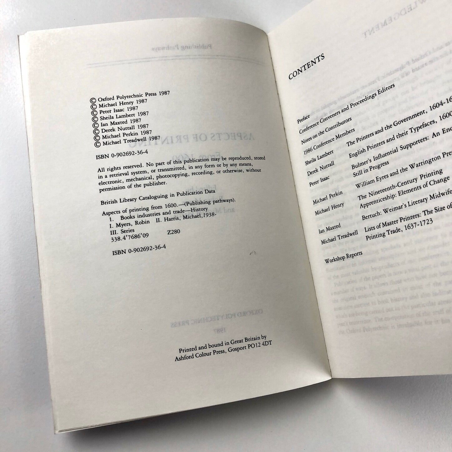 Aspects of Printing From 1600 | Robin Myers and Michael Harris | Publishing Pathways, 1987