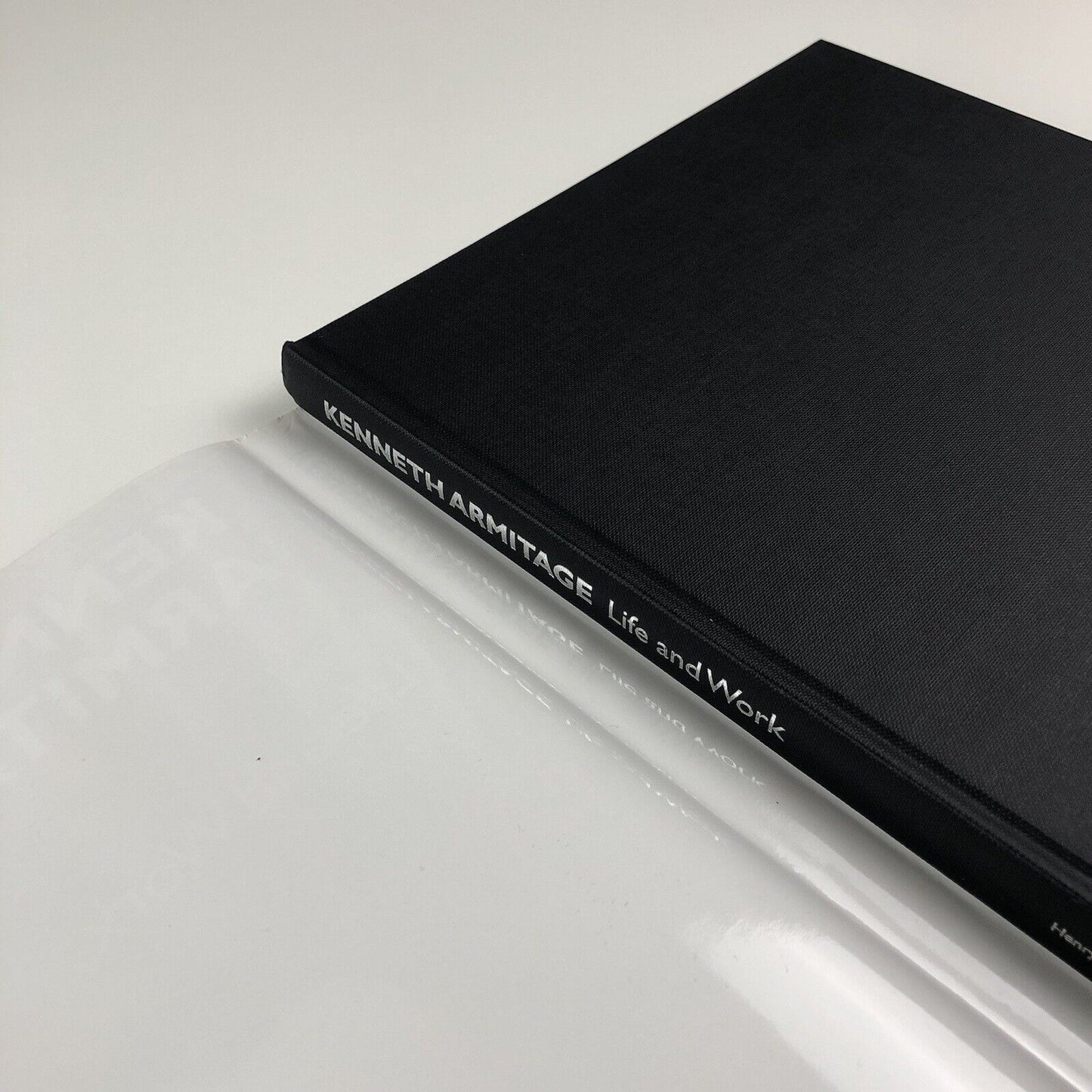 Kenneth Armitage Life and Work | text edited by Tamsyn Woollcombe | Lund Humphries 1997