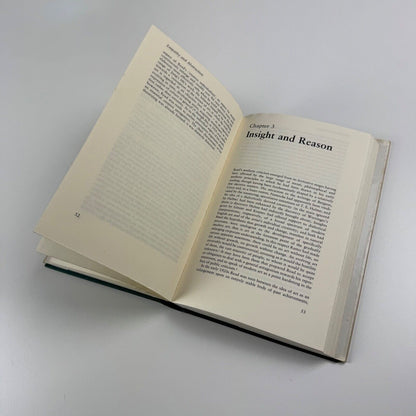 Herbert Read. Formlessness and Form. An introduction to his aesthetics by David Thistlewood | Routledge & Kegan Paul, 1984
