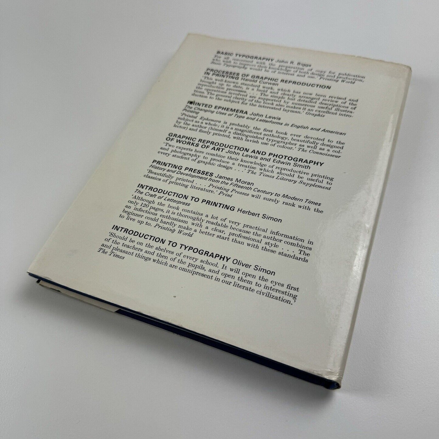 Graphics design into production by Alec Davis | Faber & Faber, 1973