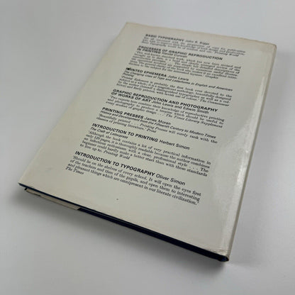 Graphics design into production by Alec Davis | Faber & Faber, 1973