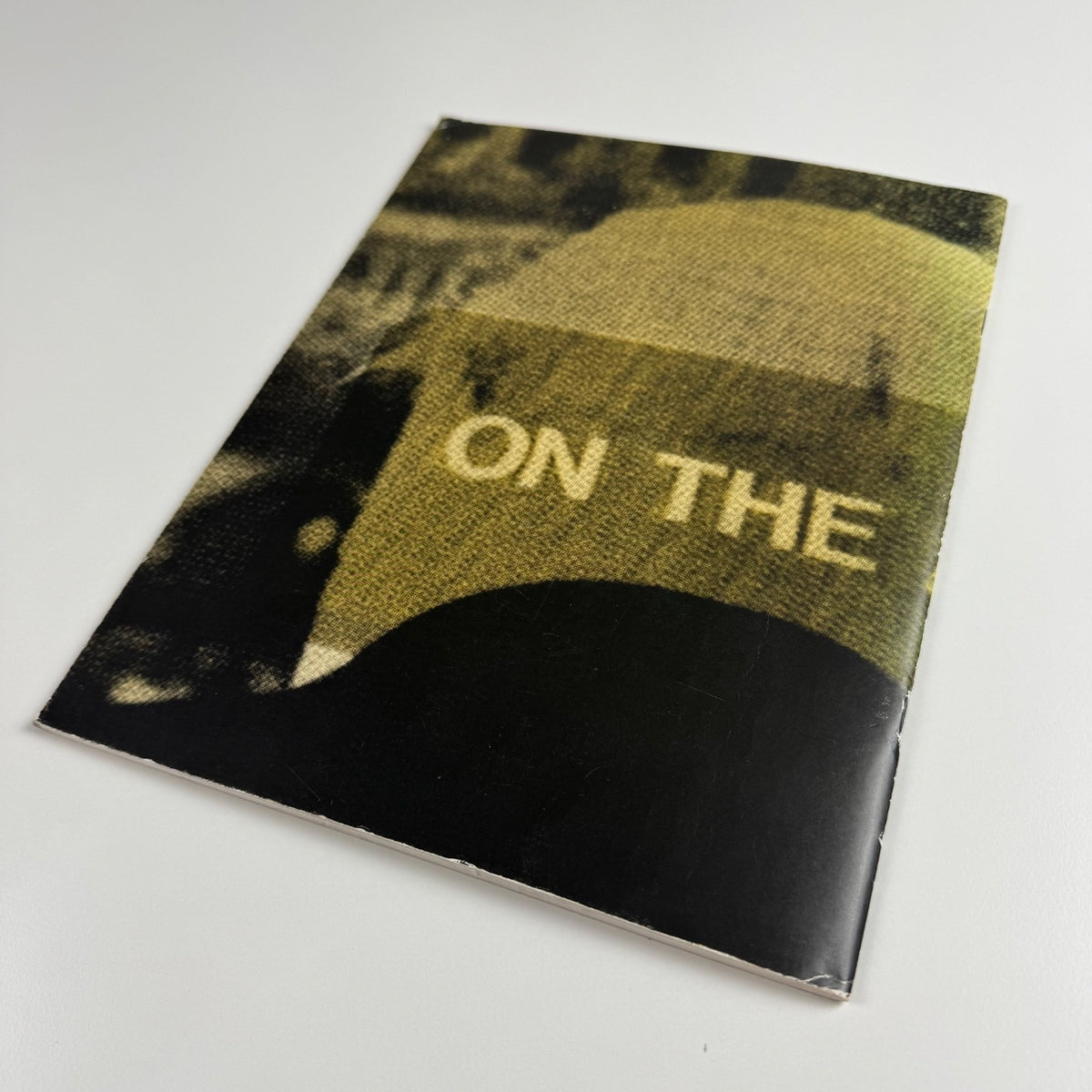 Finn Reinbothe. On the air ((in and out) of History (Rabbit) Kunsthallen 1995