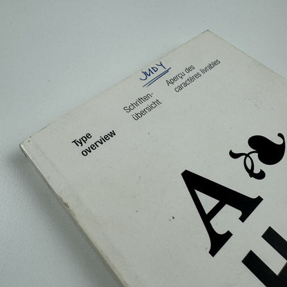 Linotype-Hell | Type overview – PostScript Typefaces for Electronic Publishing, 1993 booklet