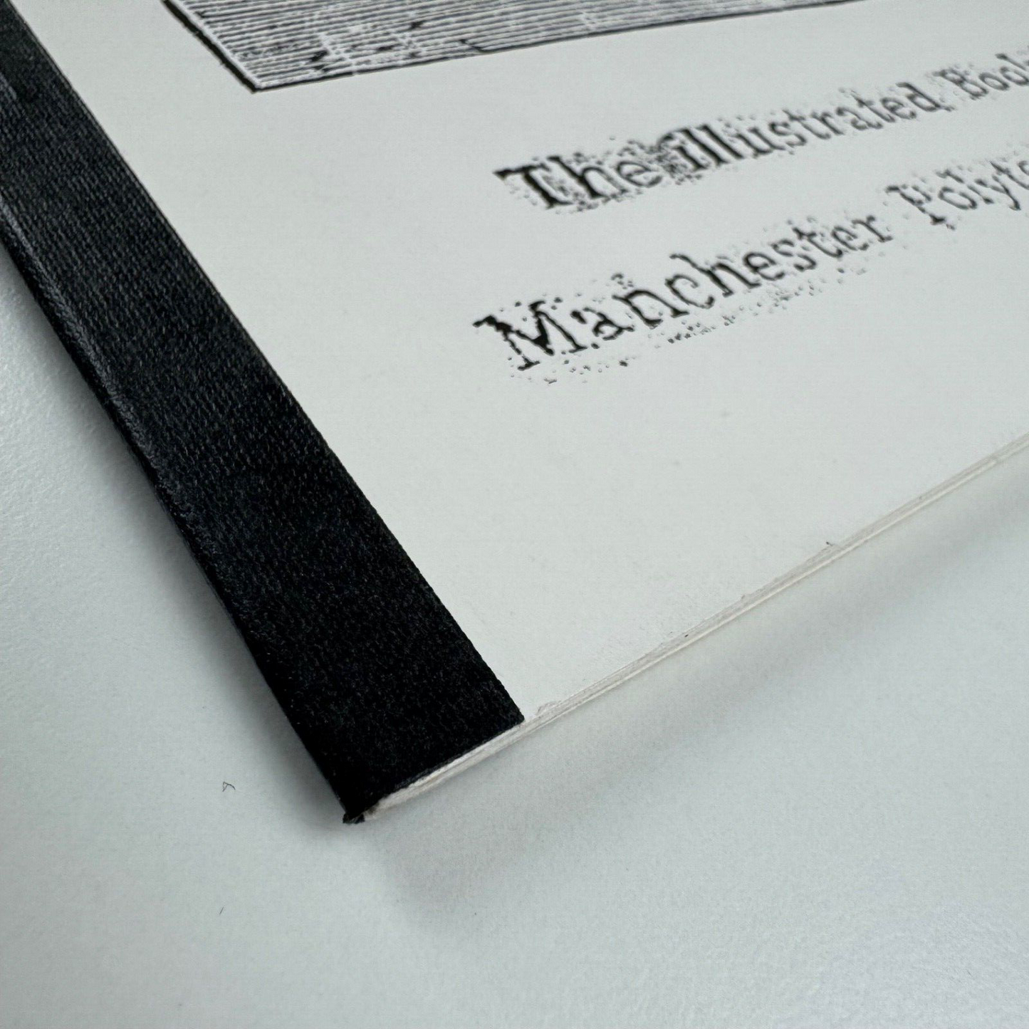 Thomas Bewick. A catalogue of books illustrated by Thomas Bewick and his pupils, together with a list of books on their work, from the stock of Manchester Polytechnic Library compiled by Ian Rogerson.  4th revised edition, 1987