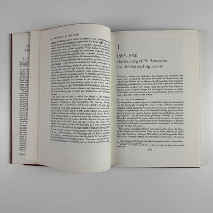The Publishers Association 1896-1946 R.J.L. Kingsford Cambridge University Press, 1970