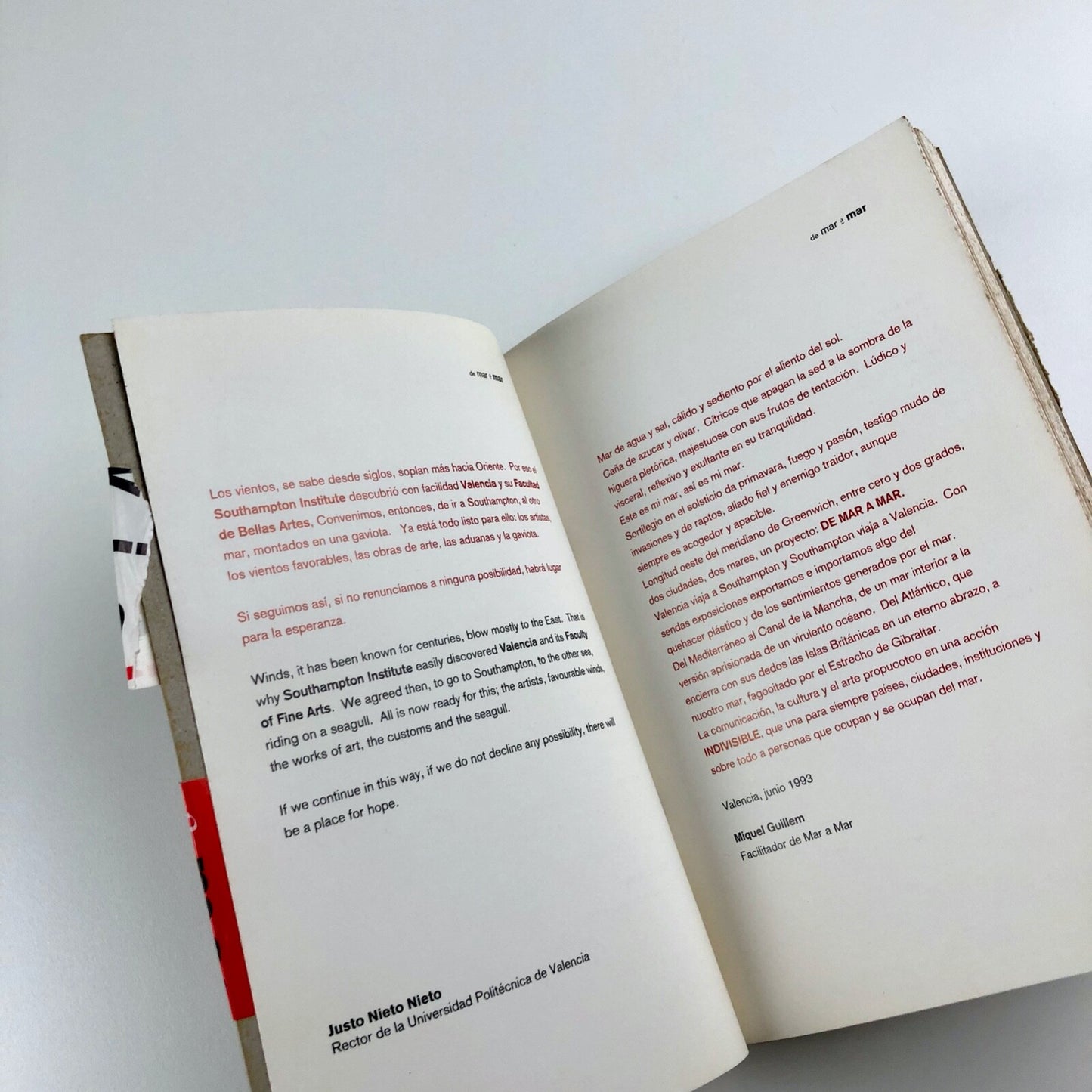 An exchange exhibition of work by artists from Valencia and Southampton | Southampton Institute of Higher Education catalogue, 1993