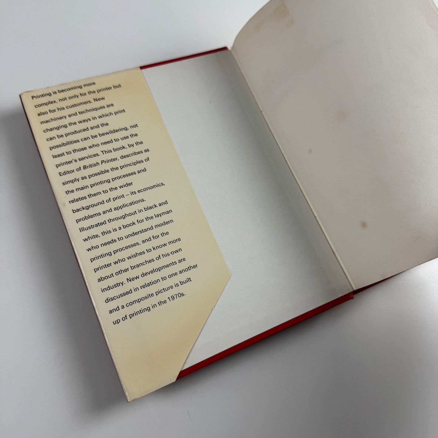 An approach to print. A basic guide to the printing processes Roy Brewer 1971