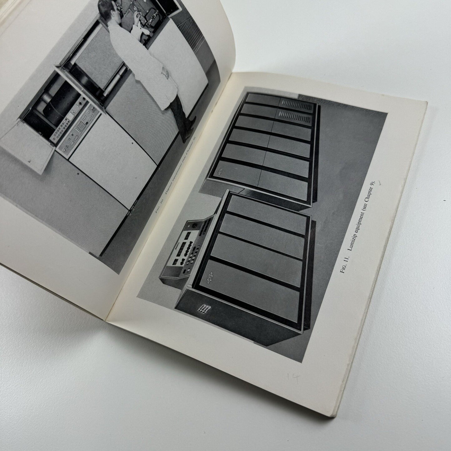 Photosetting by Andrew Bluhm | Pergamon Press, 1968