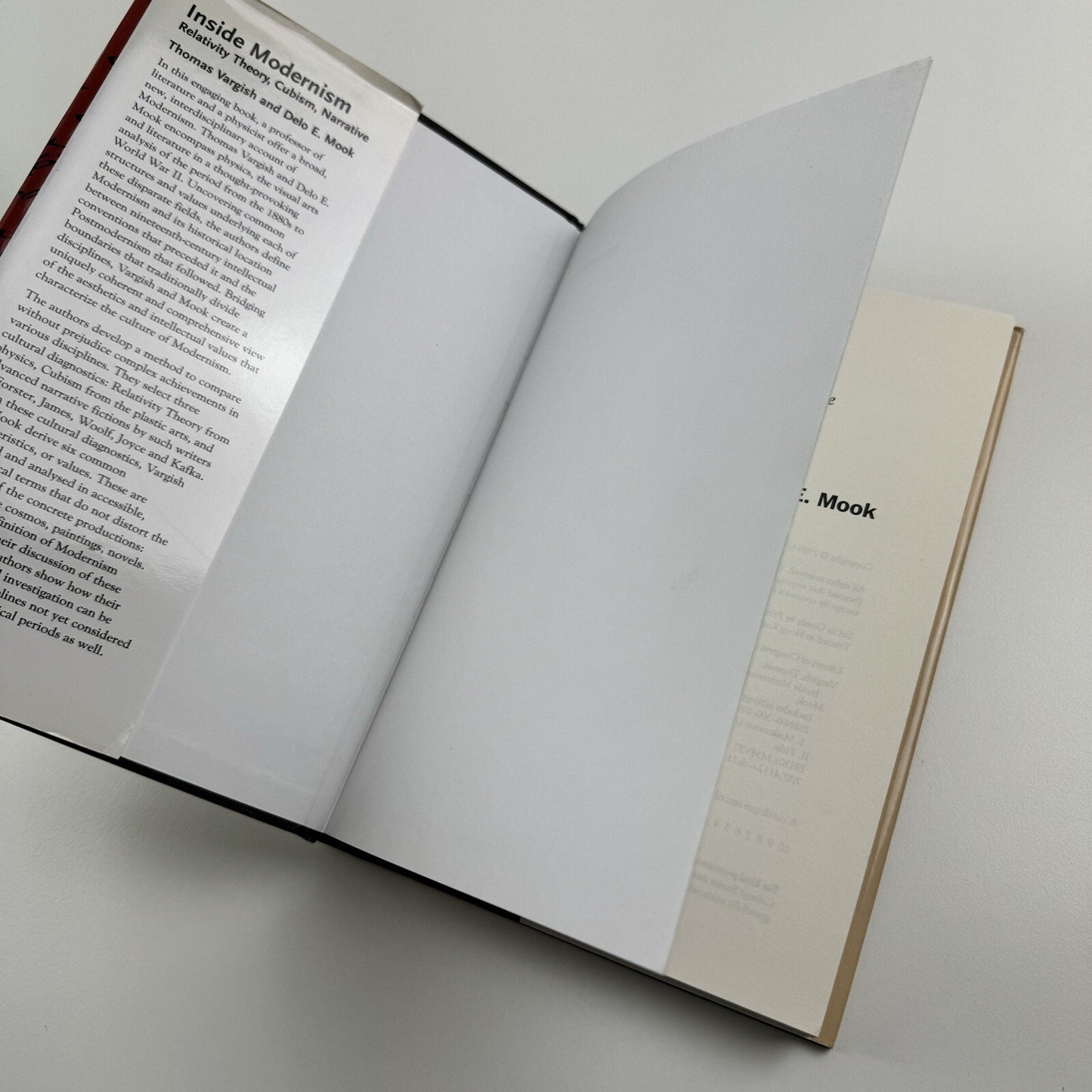 Inside Modernism – Realtivity Theory, Cubism, Narrative | Thomas Vargish and Delo Mook | Yale University Press, New Haven and London, 1999