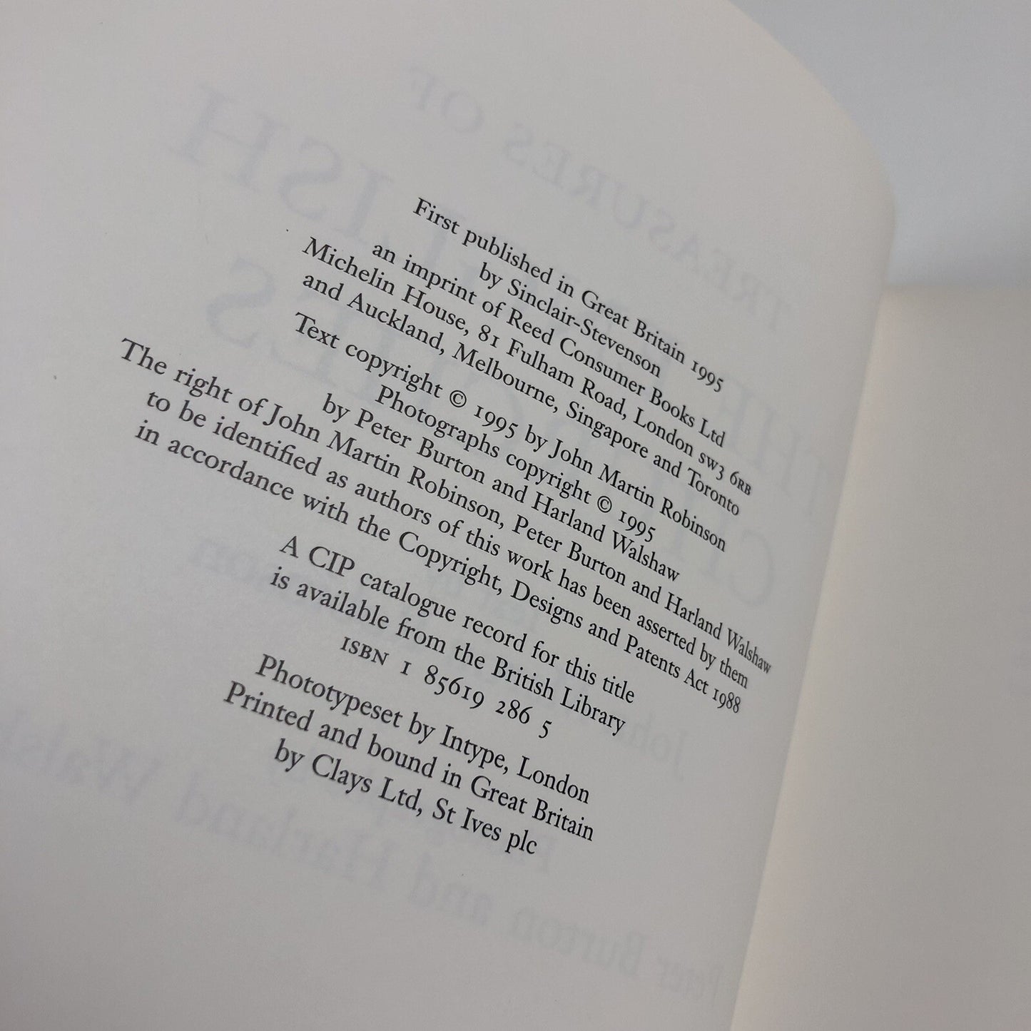 Treasures Of The English Churches text by John Martin Robinson 1995