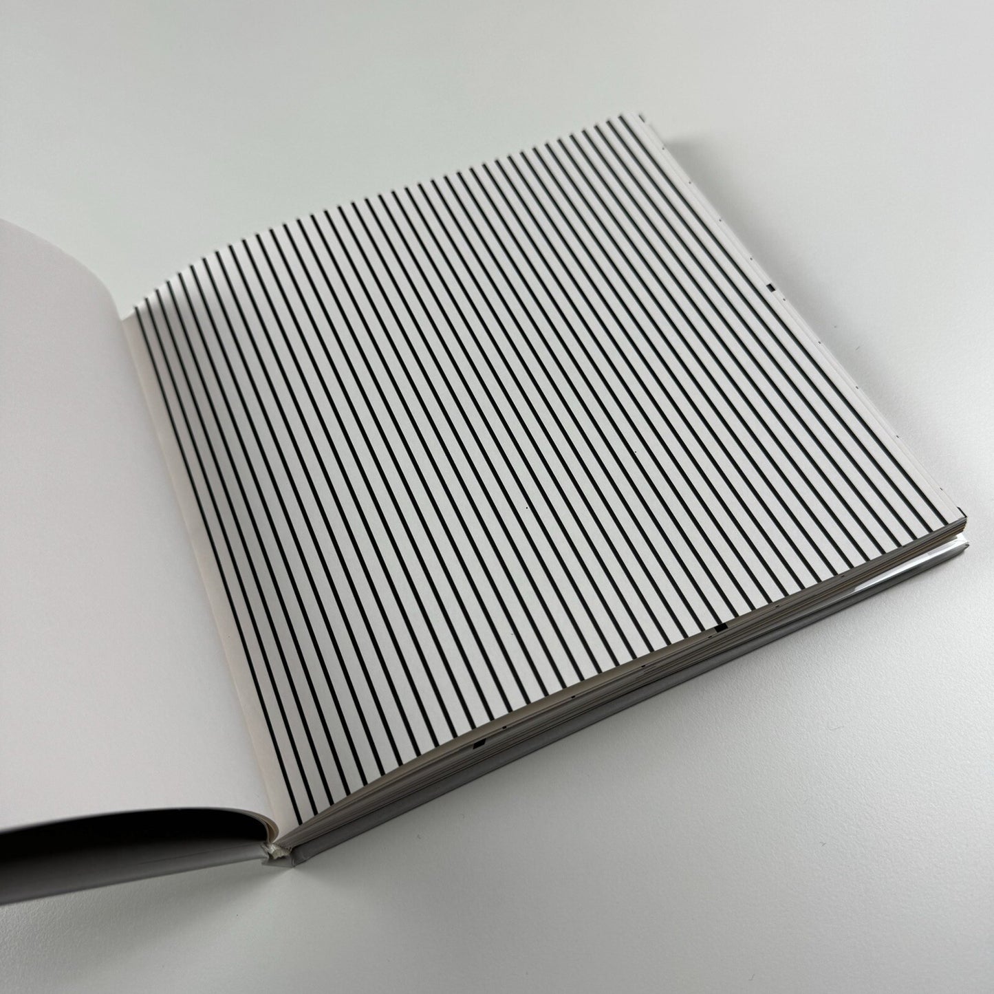 Ellsworth Kelly. Line Form Color by Harry Cooper | Harvard University Art Museum, 1999 | Signed by Kelly and numbered 49/100