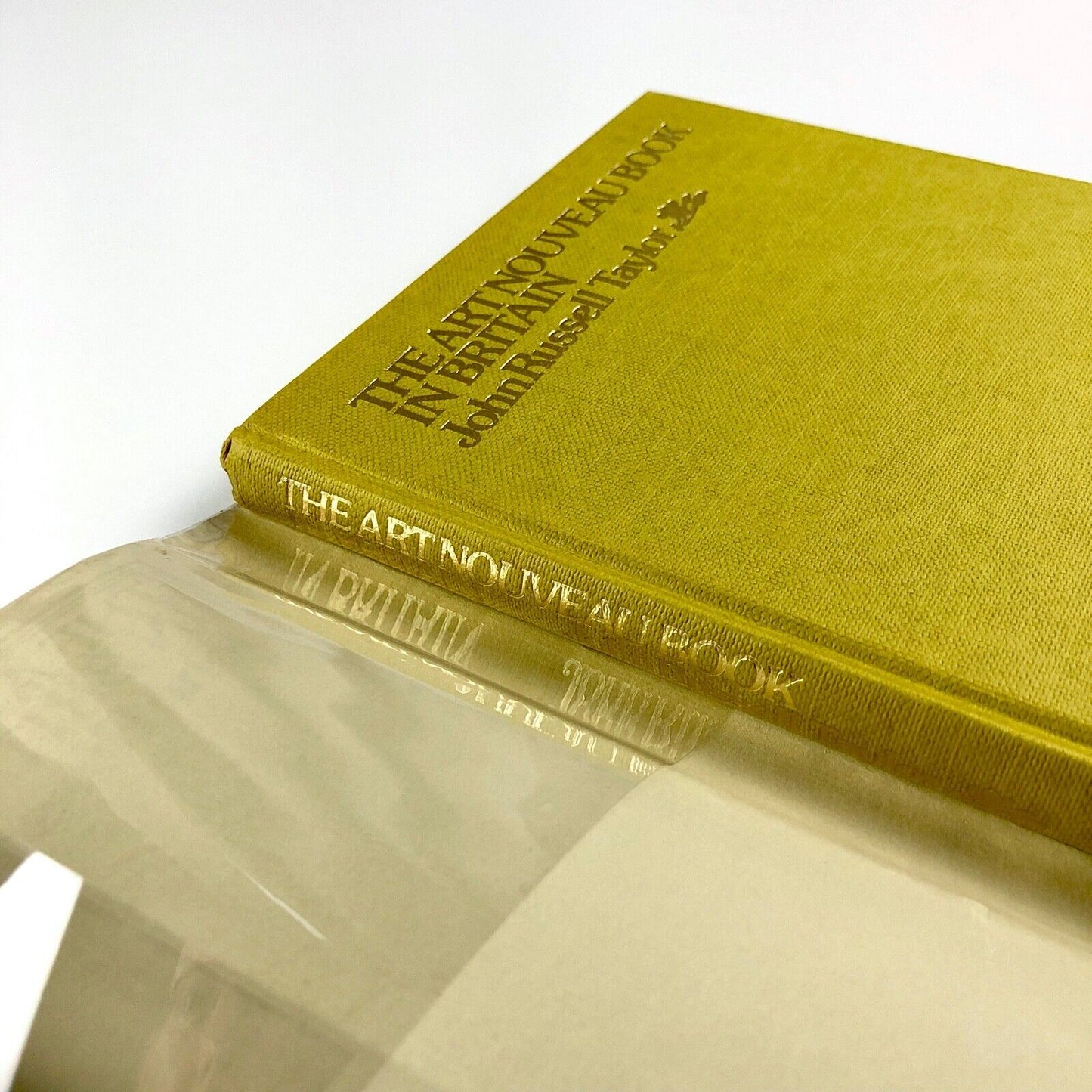 The Art Nouveau Book in Britain by John Russell Taylor | Paul Harris, 1979