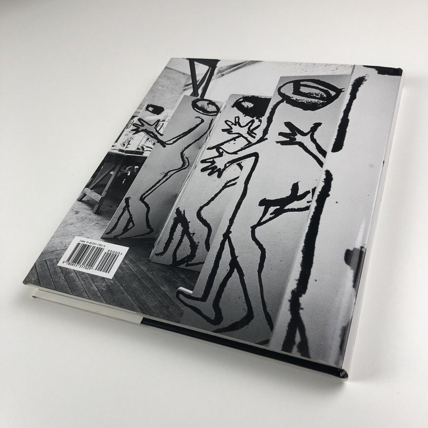 Kenneth Armitage Life and Work | text edited by Tamsyn Woollcombe | Lund Humphries 1997