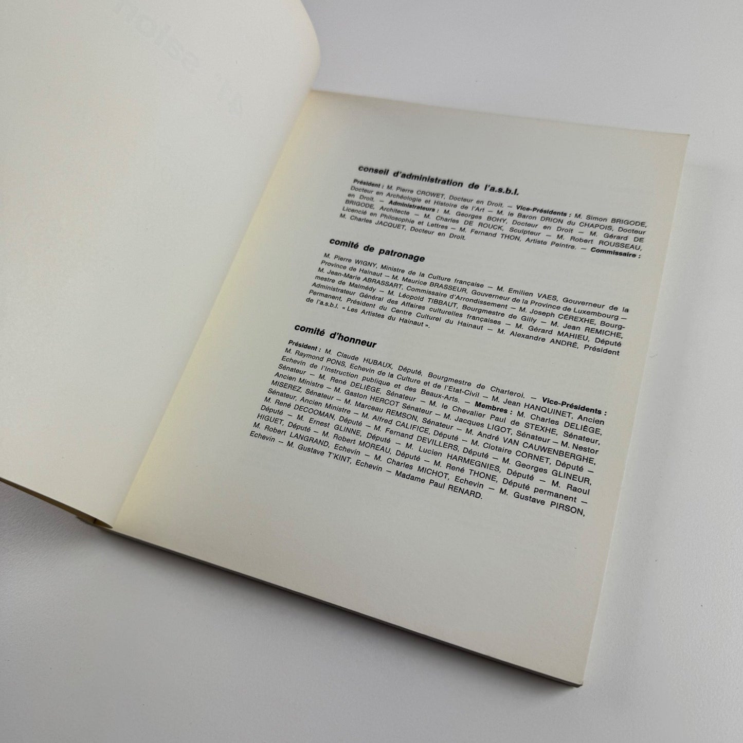 41e Salon du 3 au 25 février. Rétrospective Raoul Ubac, hommage à René Magritte et Oeuvres des Membres | Palais des BeauxArts de Charleroi, 1968