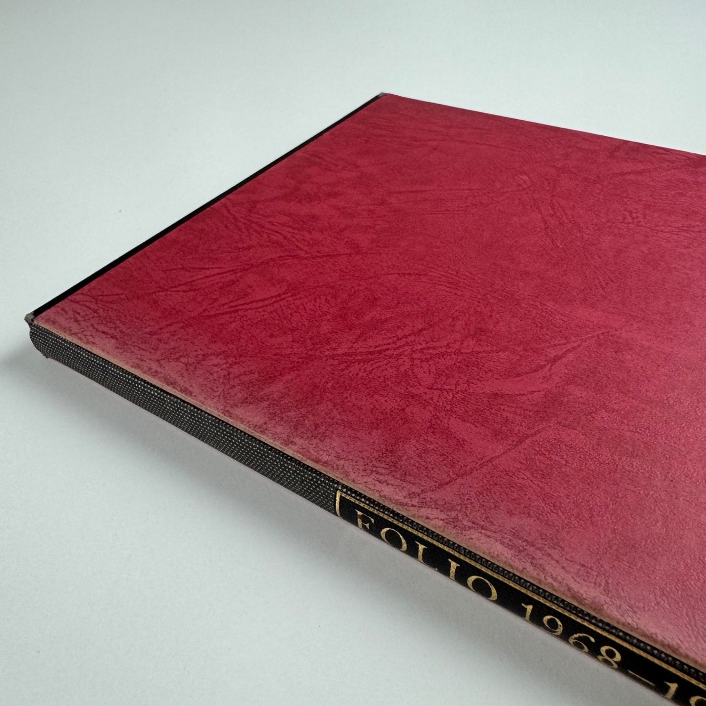 Folio 1968-1971. A bibliography of The Folio Society intro Hugh Williamson, 1972