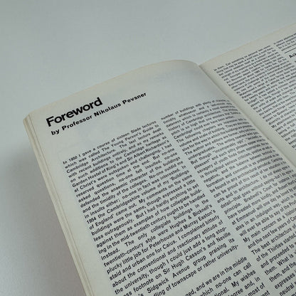 Cambridge New Architecture. A guide to modern buildings |Nikolaus Pevsner, 1965