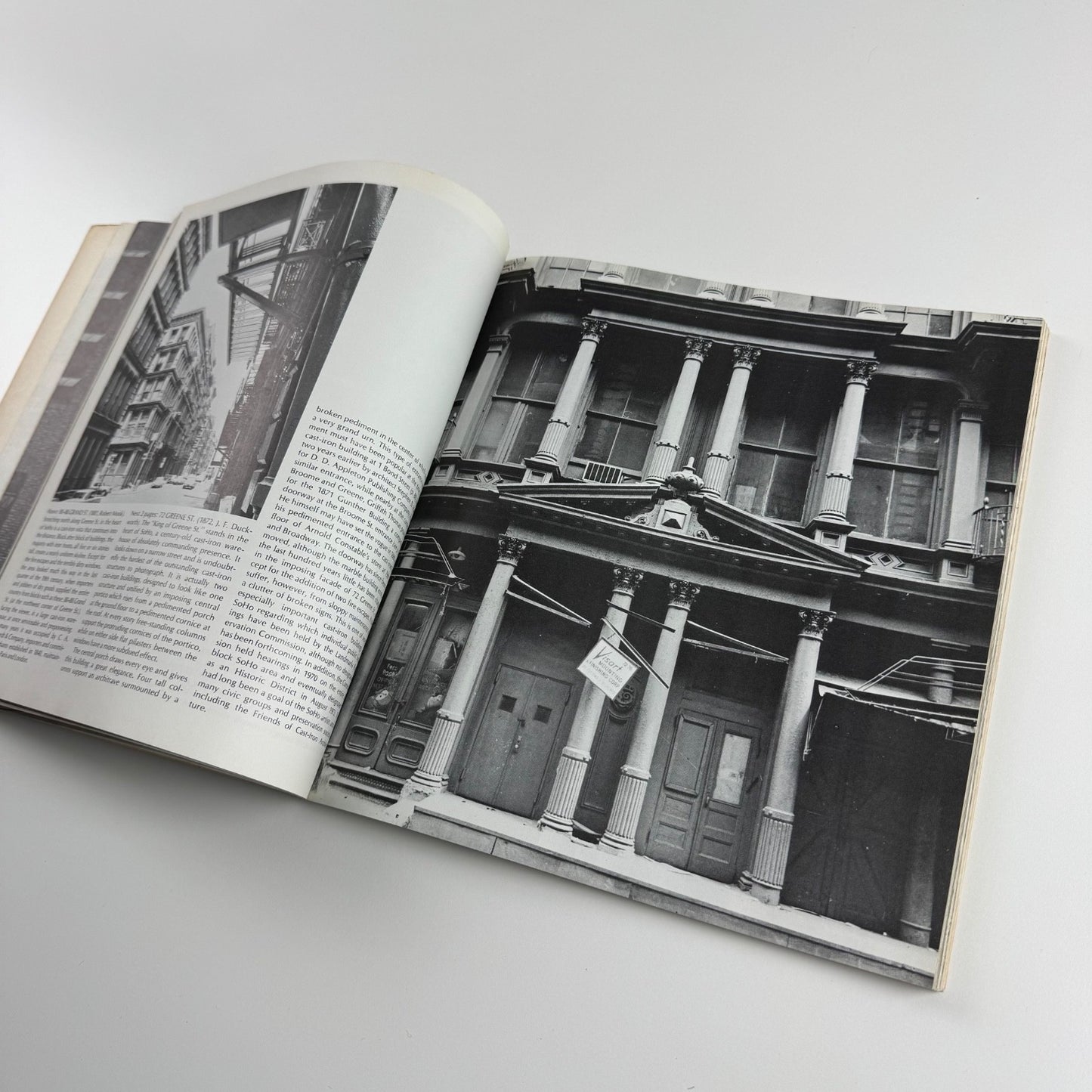Cast-iron architecture in New York. A photographic survey by Margot Gayle & Edmund Gillon, Dover, 1974