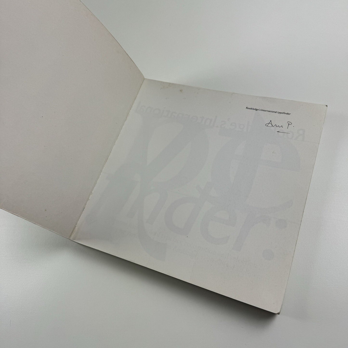 Rookledge’s International Typefinder | Christopher Perfect, revised by Phil Baines, 1990