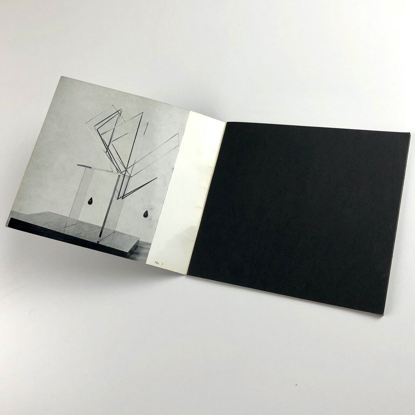 Alfred Dunn. First exhibition. Victor Vasarely. Seriographs | Redfern Gallery, 1965