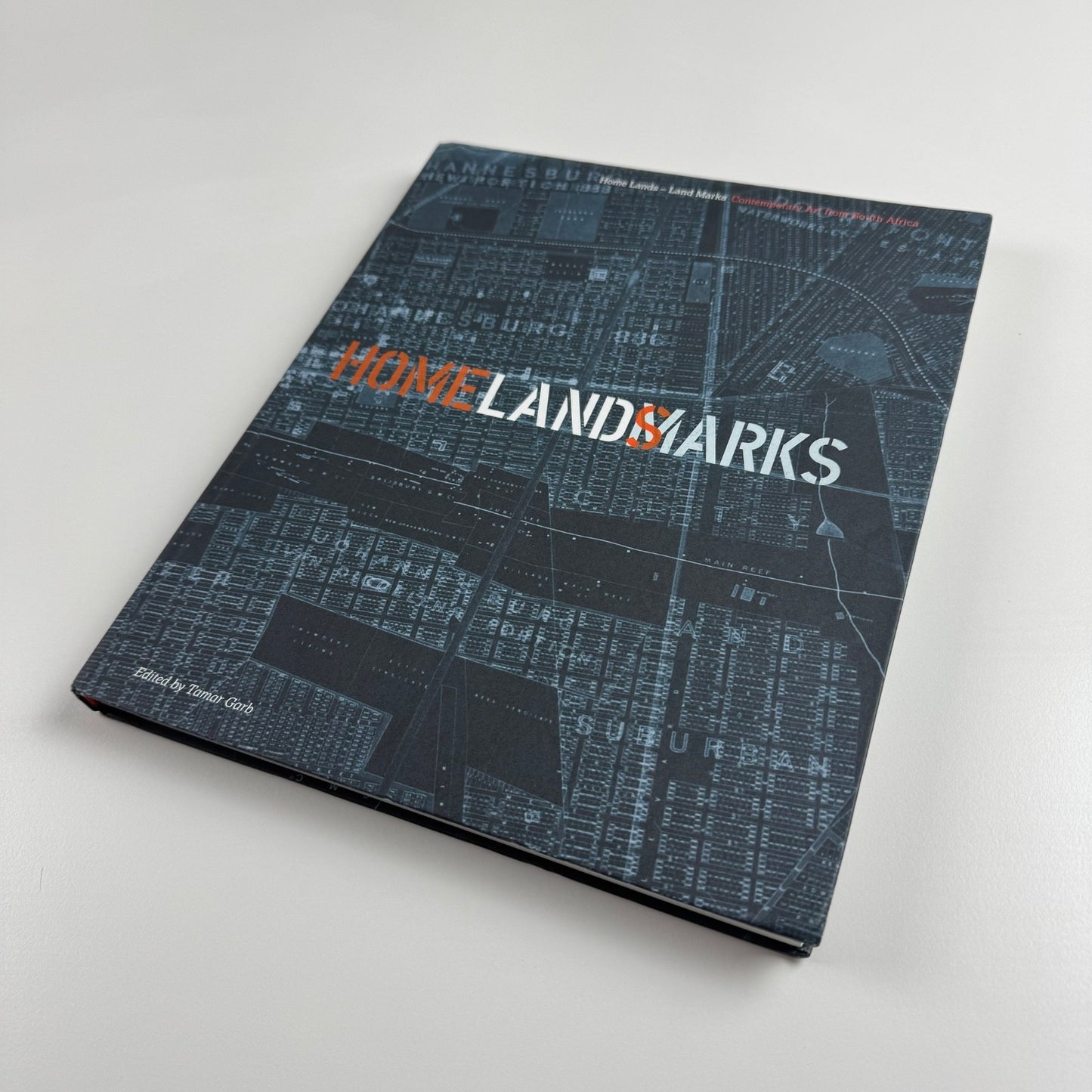 Home Lands - Land Marks: Contemporary art from South Africa Haunch of Venison, 2008