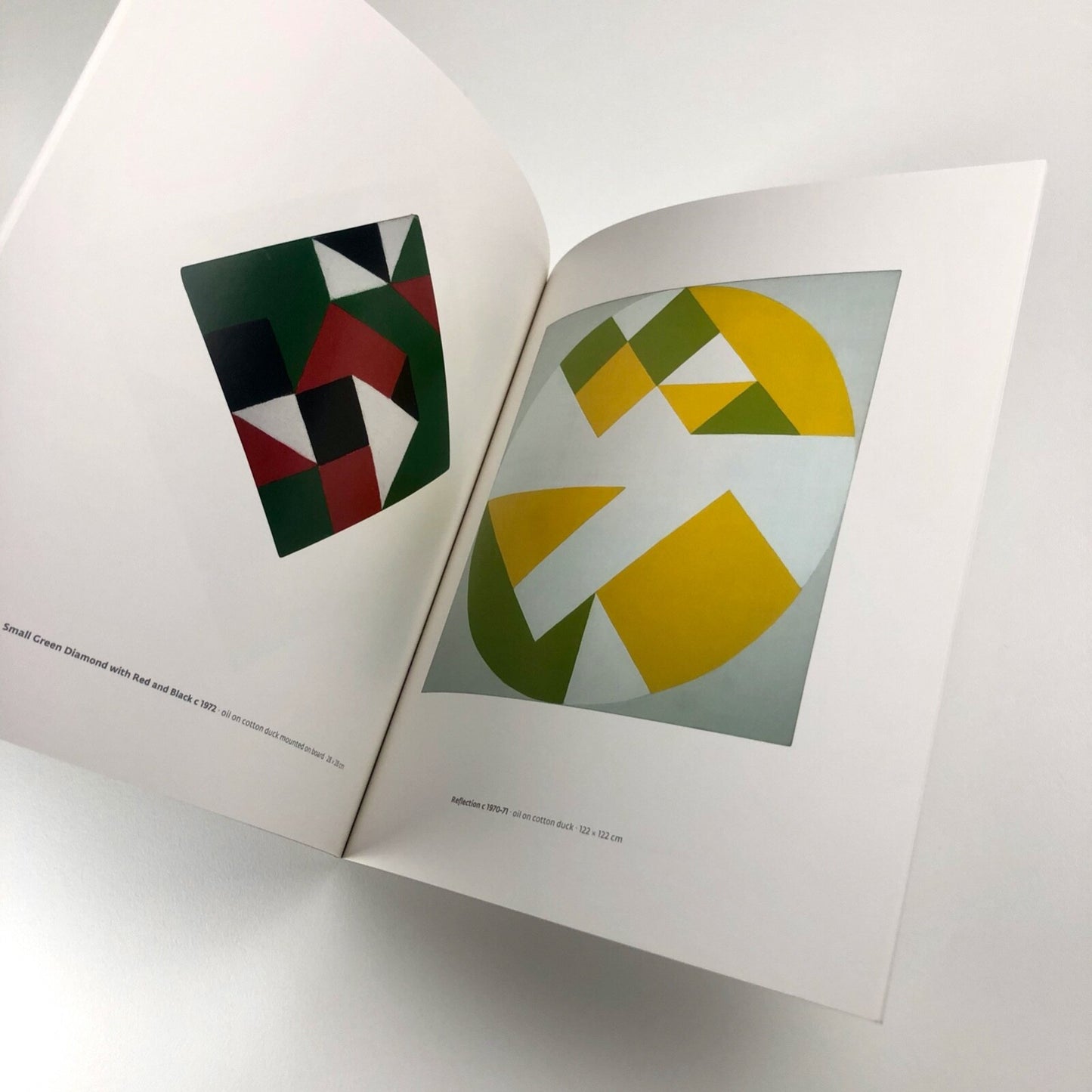 Margaret Mellis – Paintings and Reliefs 1968-1978 | Austin/Desmond catalogue, 2005