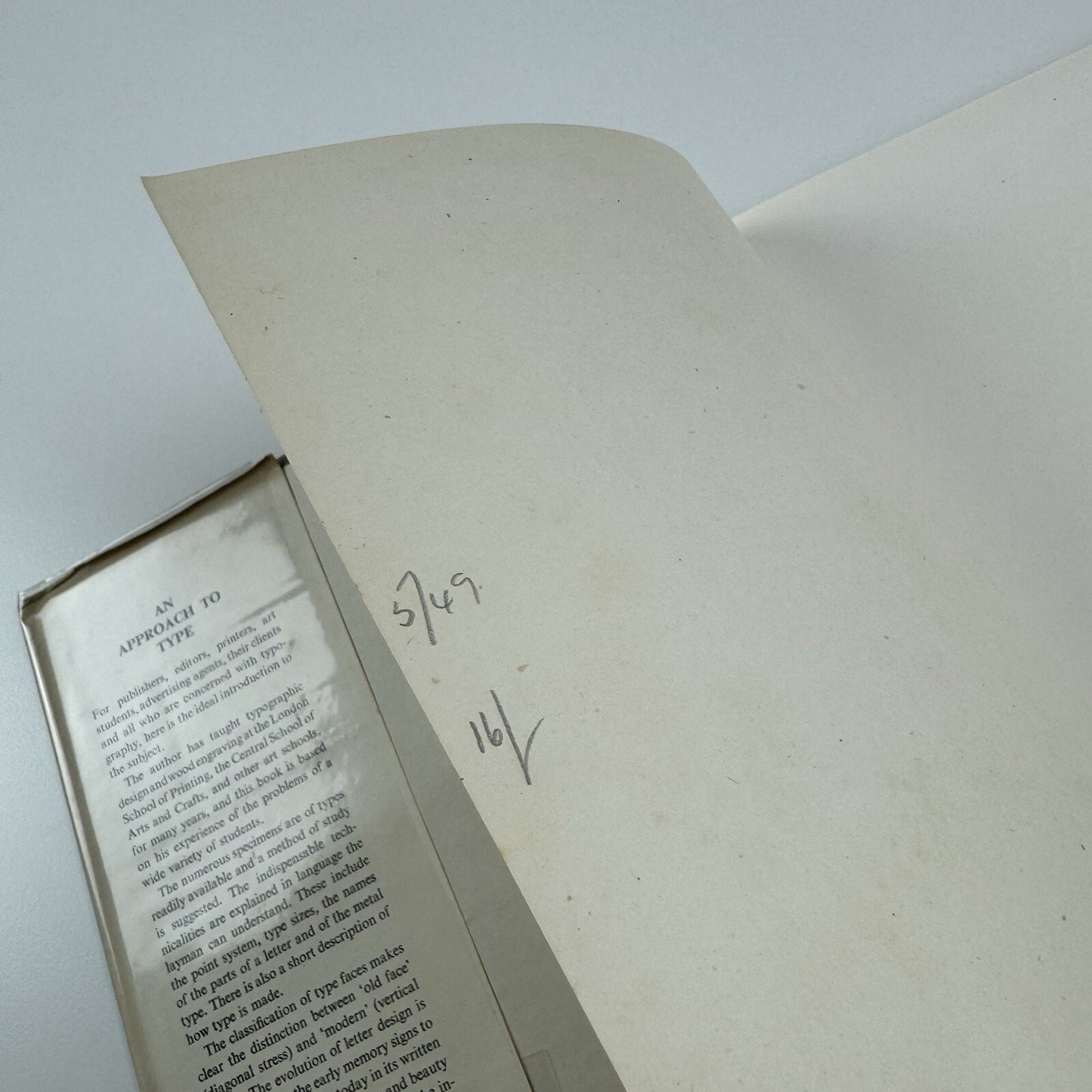 An Approach to Type by John R. Biggs | Blandford Press, 1949 first edition