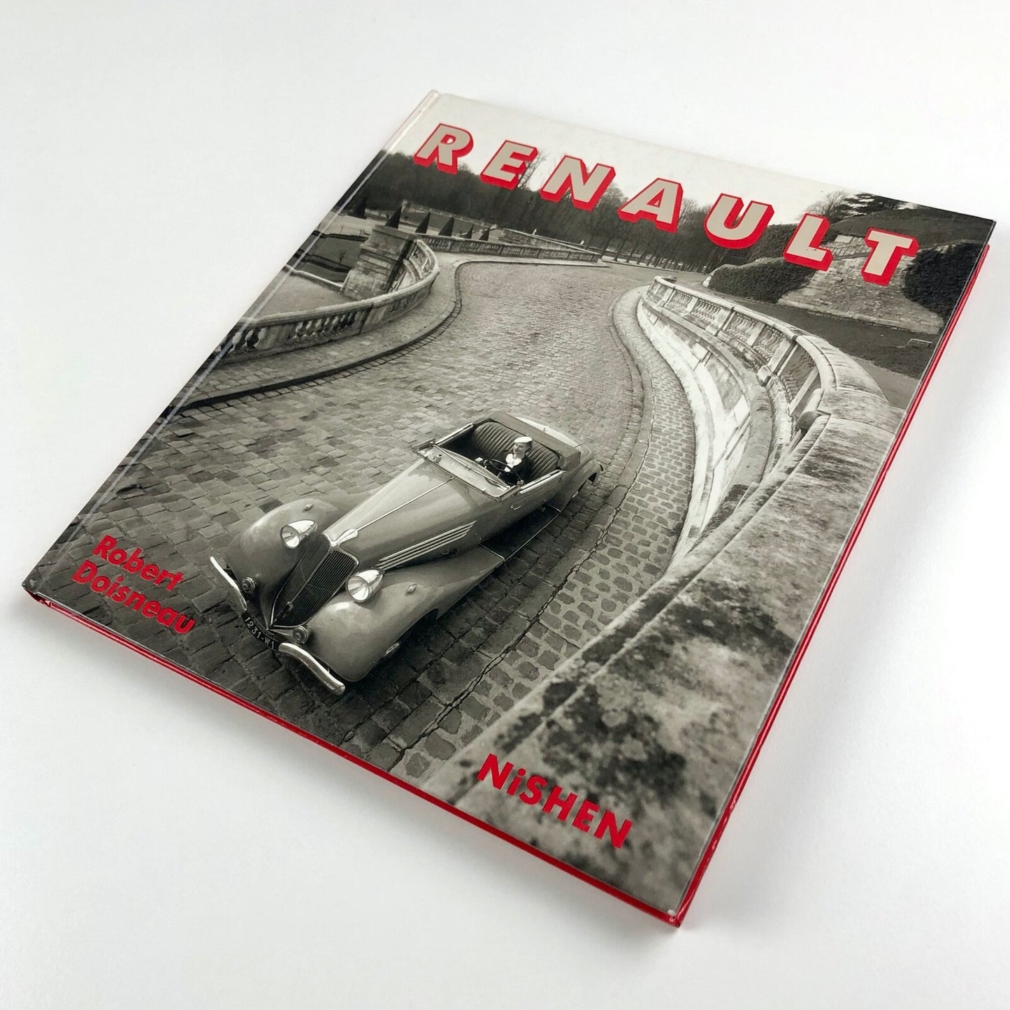 Renault In the Thirties by Robert Doisneau | Nishen 1990 | English edition