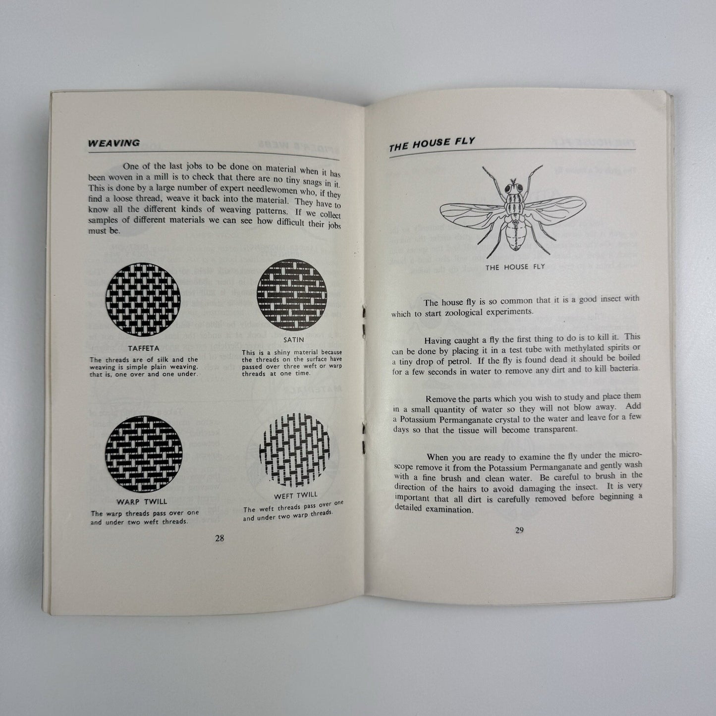 World within a world by F.H.M. Meade – an introductory book on the use of microscope | Pyser Britex 1966