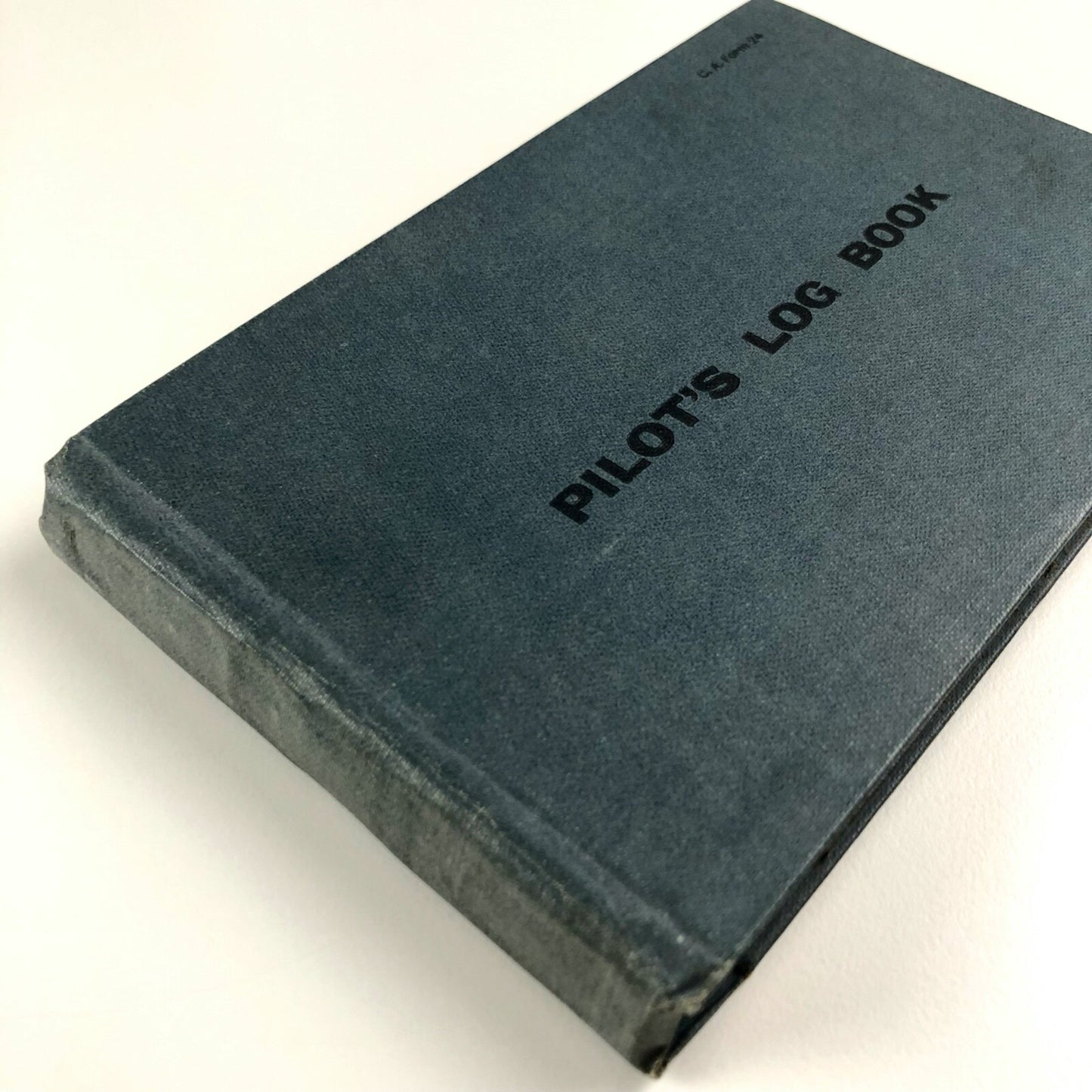 Rhona Reginalda Podd – Flight log-book from 1939