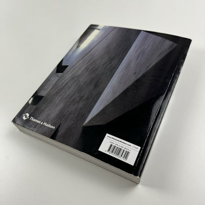 Words and Buildings. A Vocabulary of Modern Architecture by Adrian Forty | Thames & Hudson, 2012