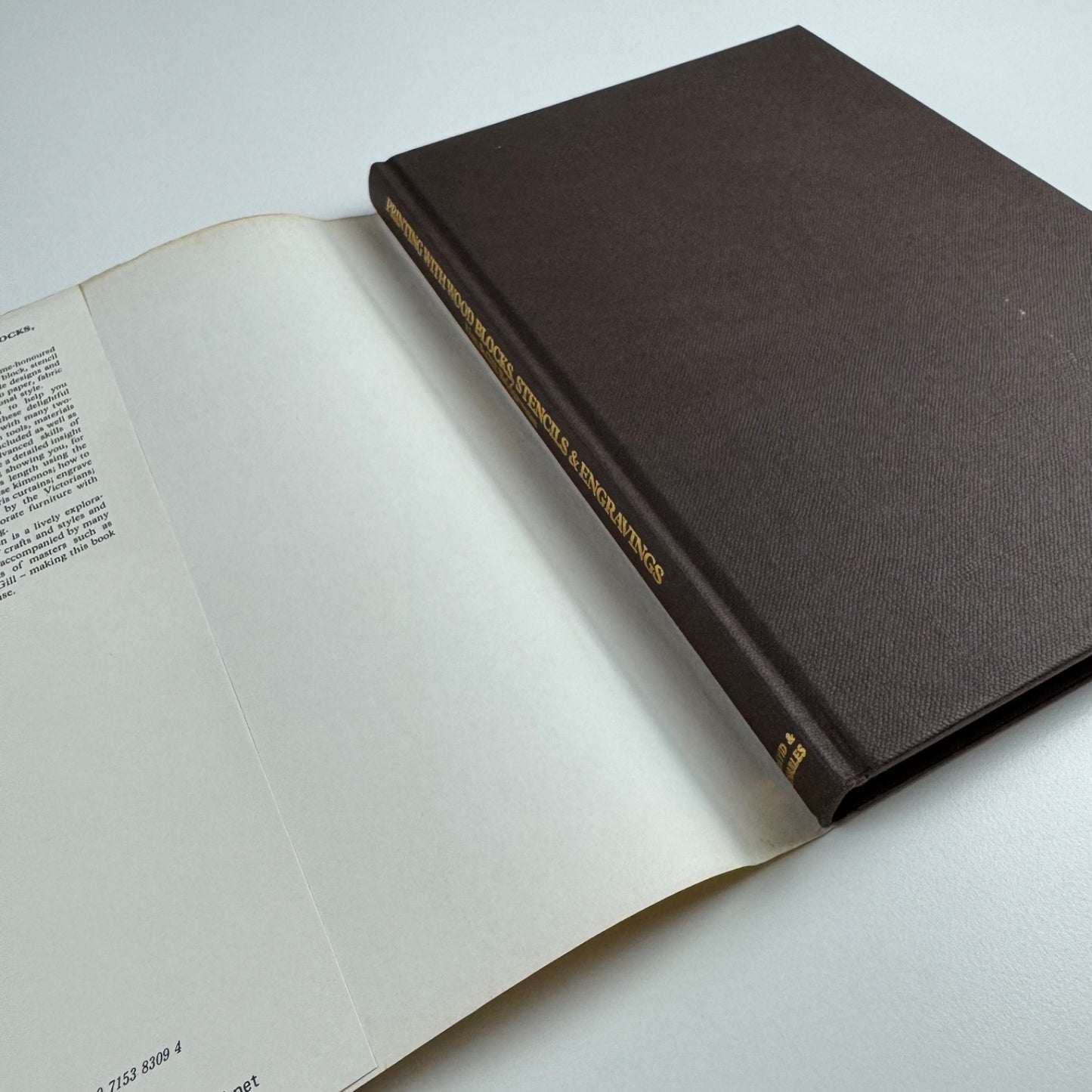 Printing with wood blocks, stencils & engravings Alan & Gill Bridgewater | David & Charles, 1983
