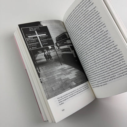 Unjustified texts perspectives on typography by Robin Kinross. Hyphen Press, reprint 2011