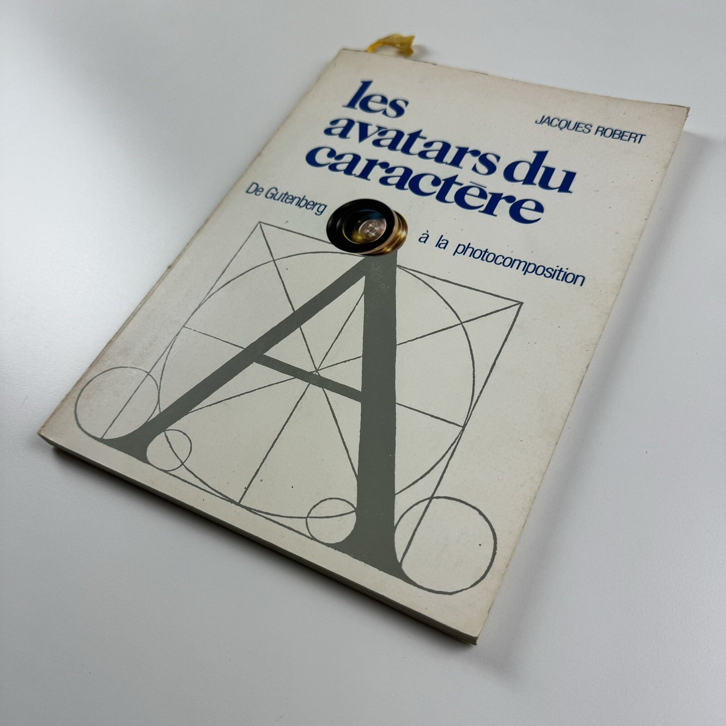 Les avatars du caractère Du Gutenberg à la photocomposition Jacques Robert | Kodak Pathé, 1972