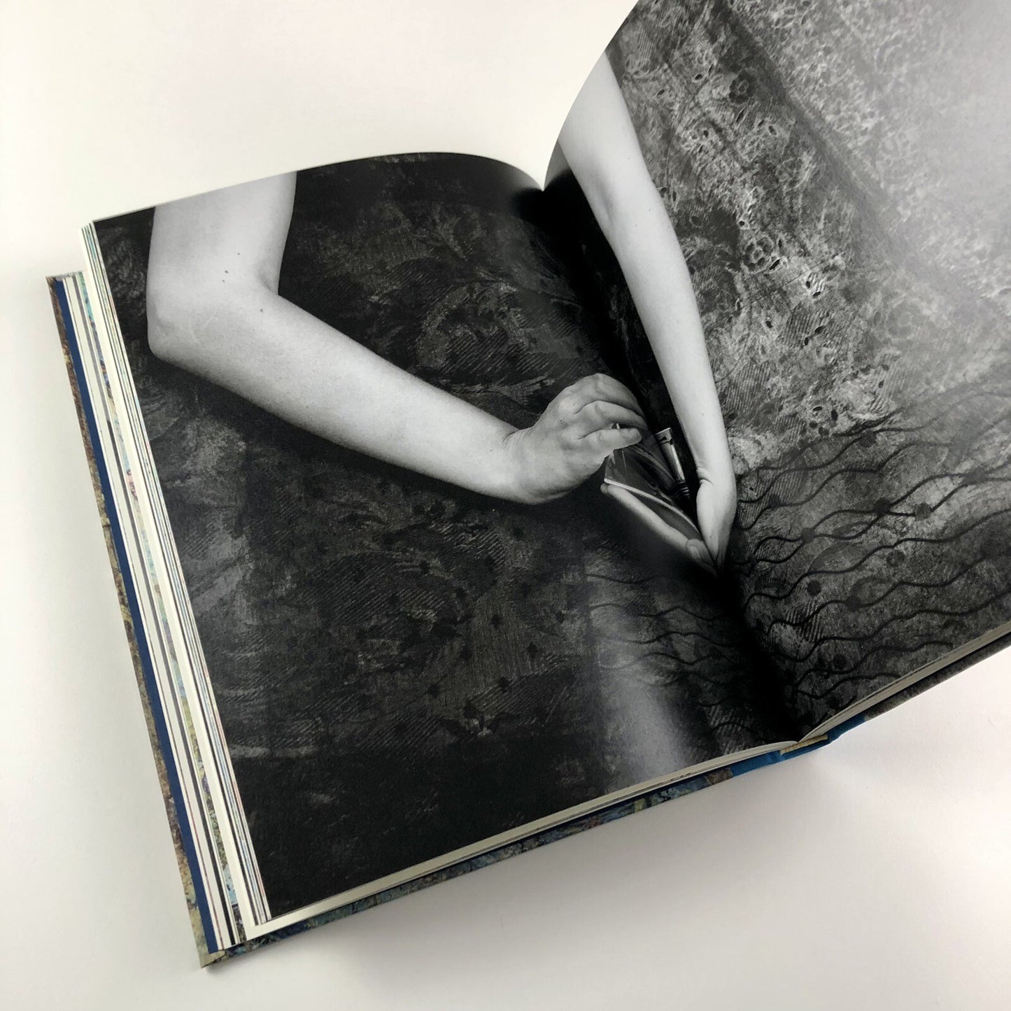 Helen Sear. Era of Solitude | Dewi Lewis Publishing, 2021